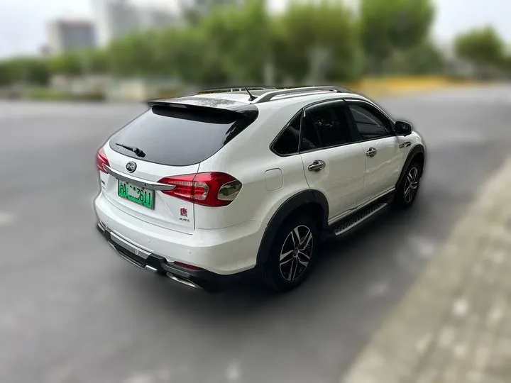 BYD TANG 2.0T 205HP L4 6DCT PHEV 2015