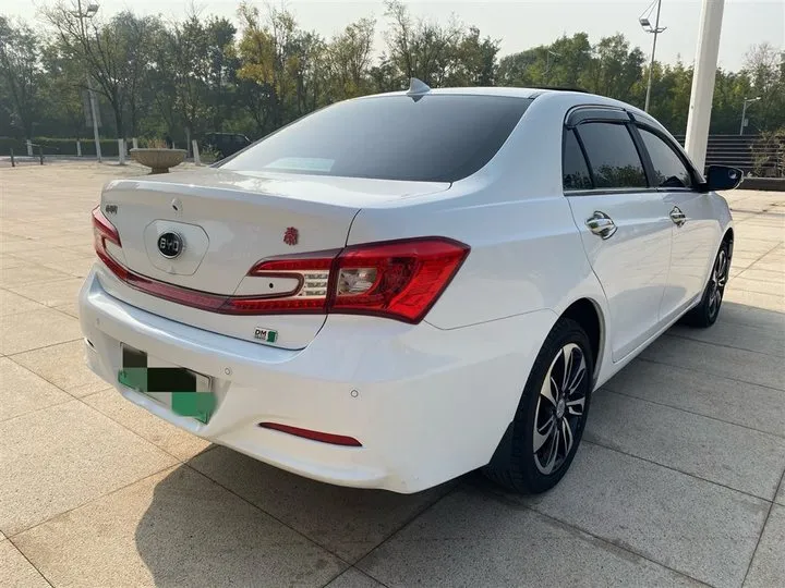 BYD QIN 1.5T 154HP L4 6DCT PHEV 13KWH 2015