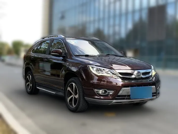 BYD S7 2.0T 205HP L4 6DCT 2016