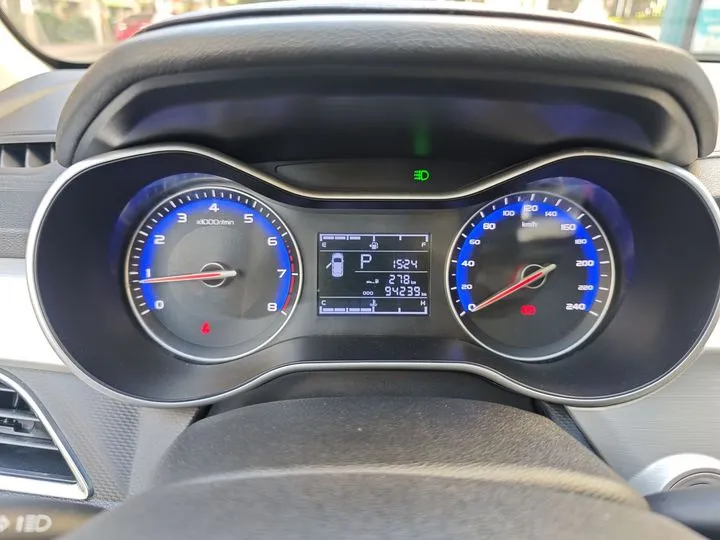 GEELY VISION 1.5L 109HP L4 4AT 2018