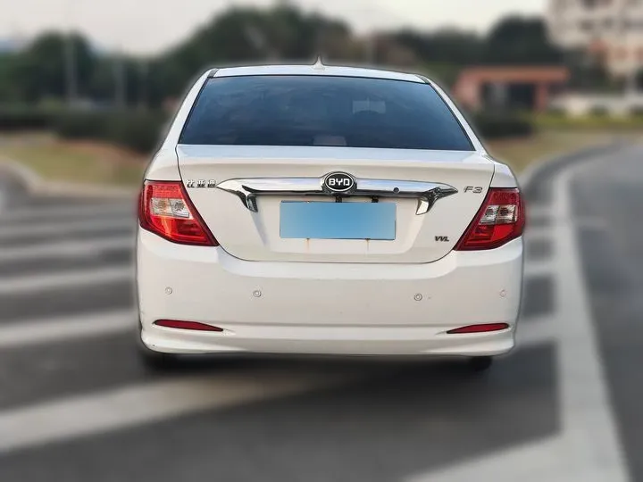 BYD F3 1.5L 109HP L4 5MT 2015