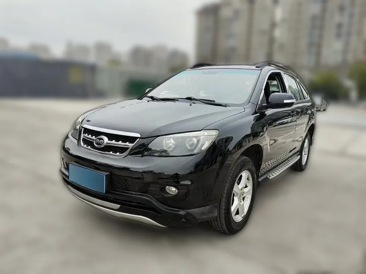 BYD S6 2.0L 140HP L4 5MT 2014