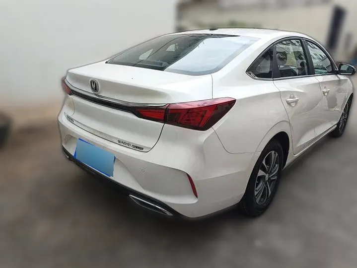 CHANGAN EADO 1.6L 128HP L4 CVT 2020