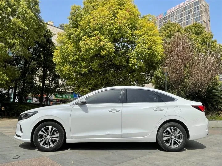 CHANGAN EADO 1.4T 158HP L4 7DCT 2020