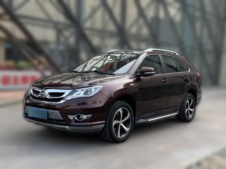 BYD S7 2.0T 205HP L4 6DCT 2016