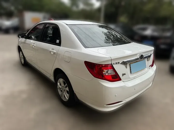 BYD F3 1.5L 109HP L4 6DCT 2015