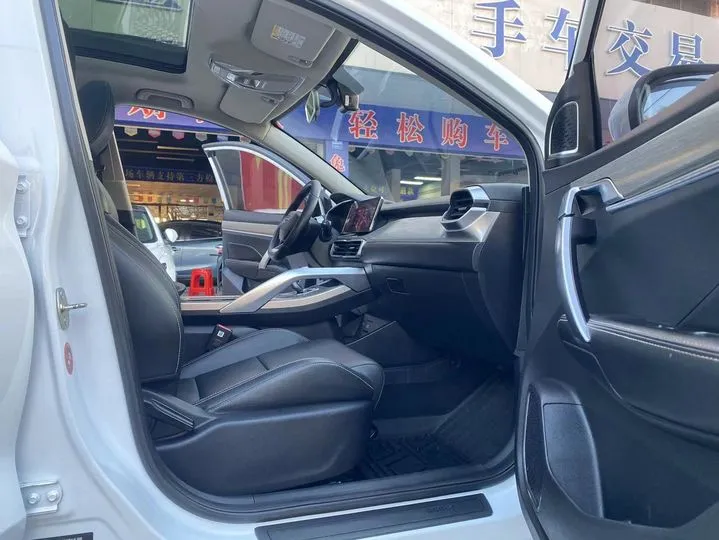 GEELY COOLRAY 1.5T 177HP L3 7DCT 2019