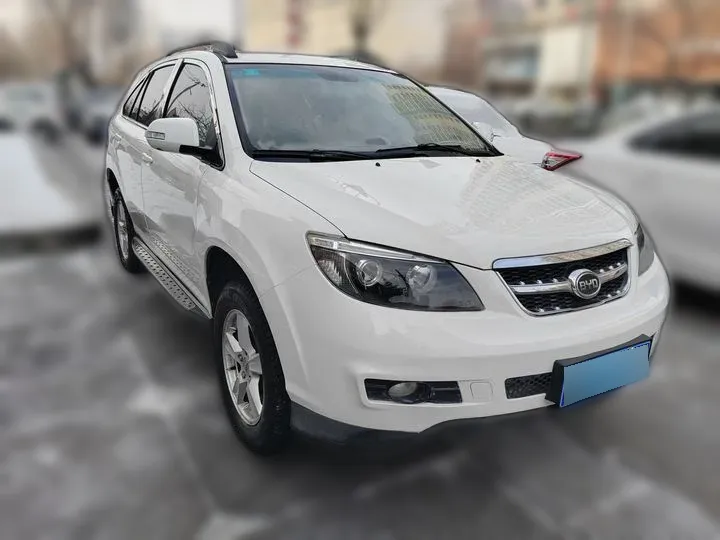 BYD S6 2.0L 140HP L4 5MT 2013