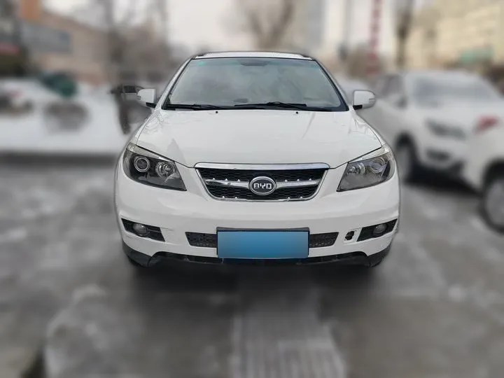 BYD S6 2.0L 140HP L4 5MT 2013