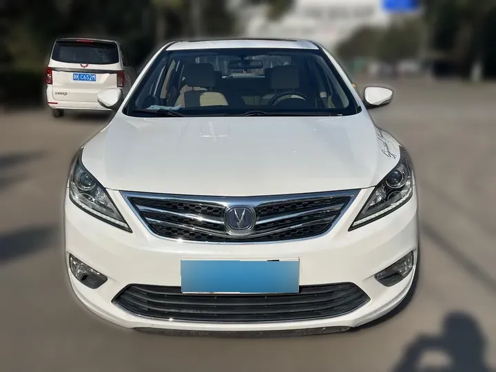 CHANGAN EADO 1.6L 125HP L4 5MT 2016