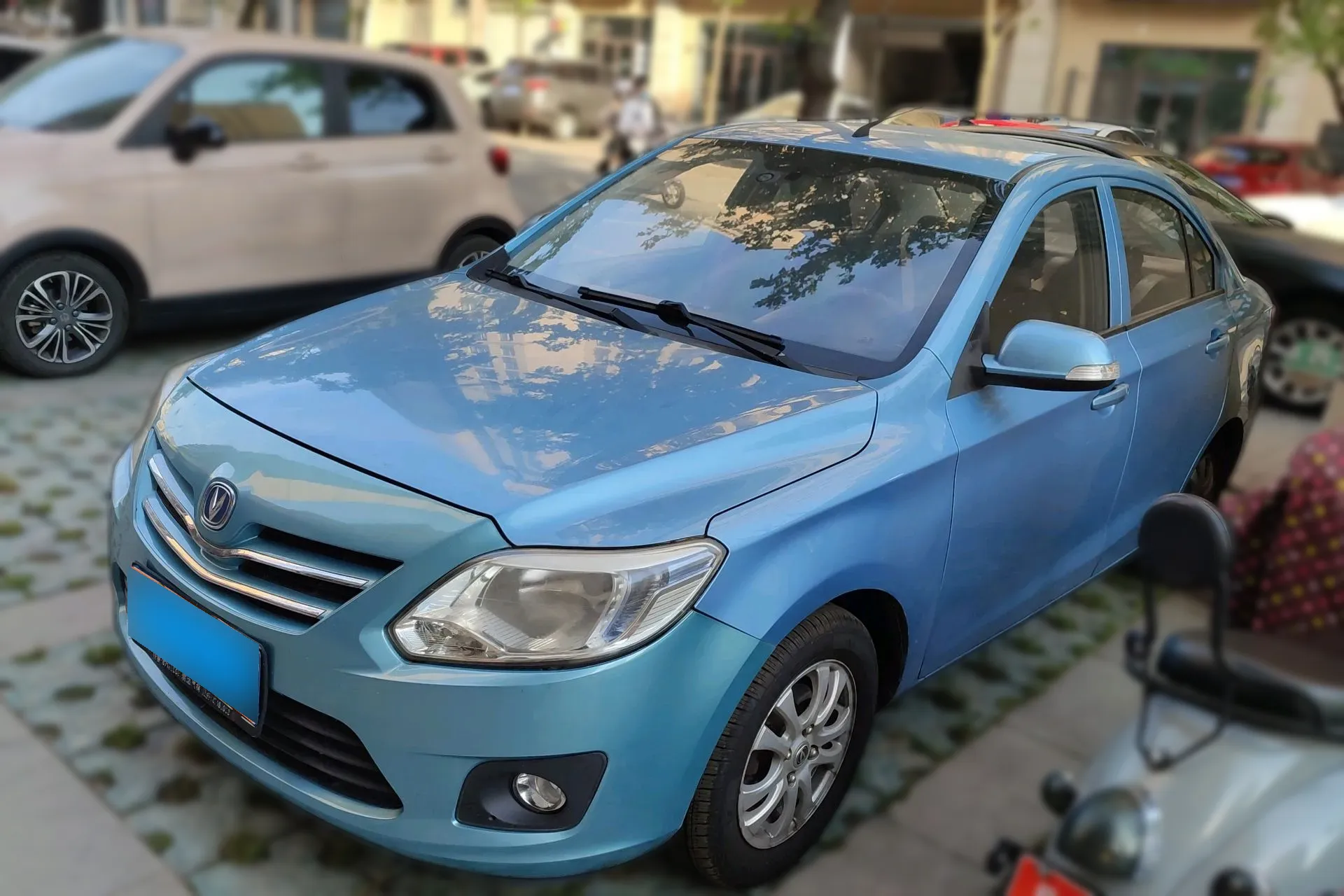 CHANGAN ALSVIN V3 1.3L 94HP L4 5MT 2012