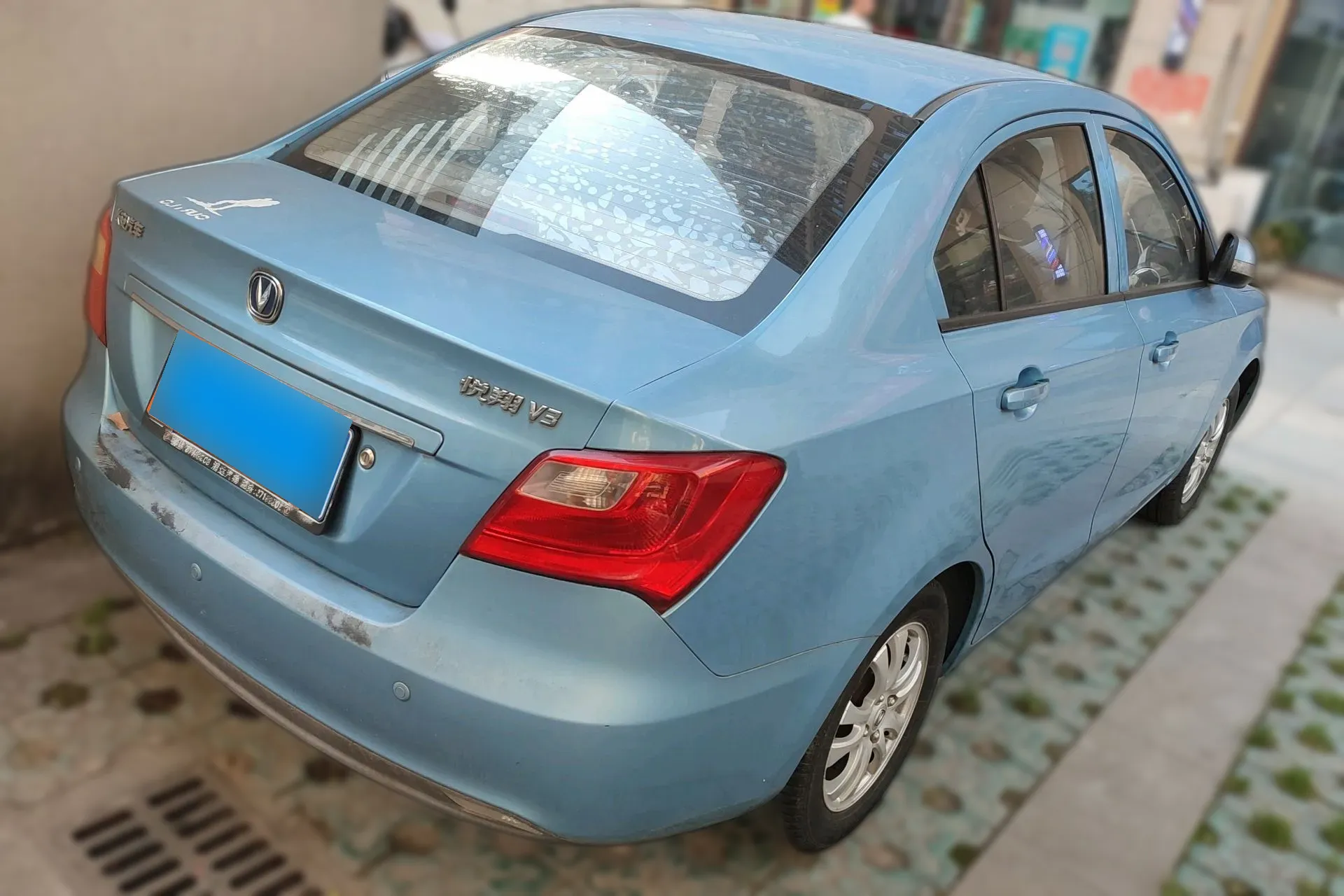 CHANGAN ALSVIN V3 1.3L 94HP L4 5MT 2012