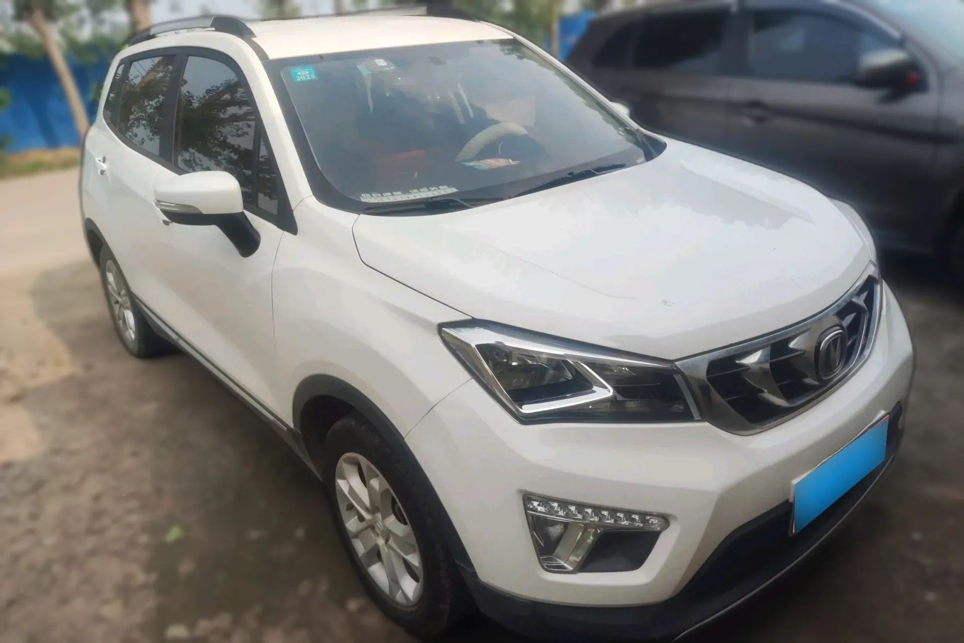 CHANGAN CS15 1.5L 107HP L4 5MT 2016