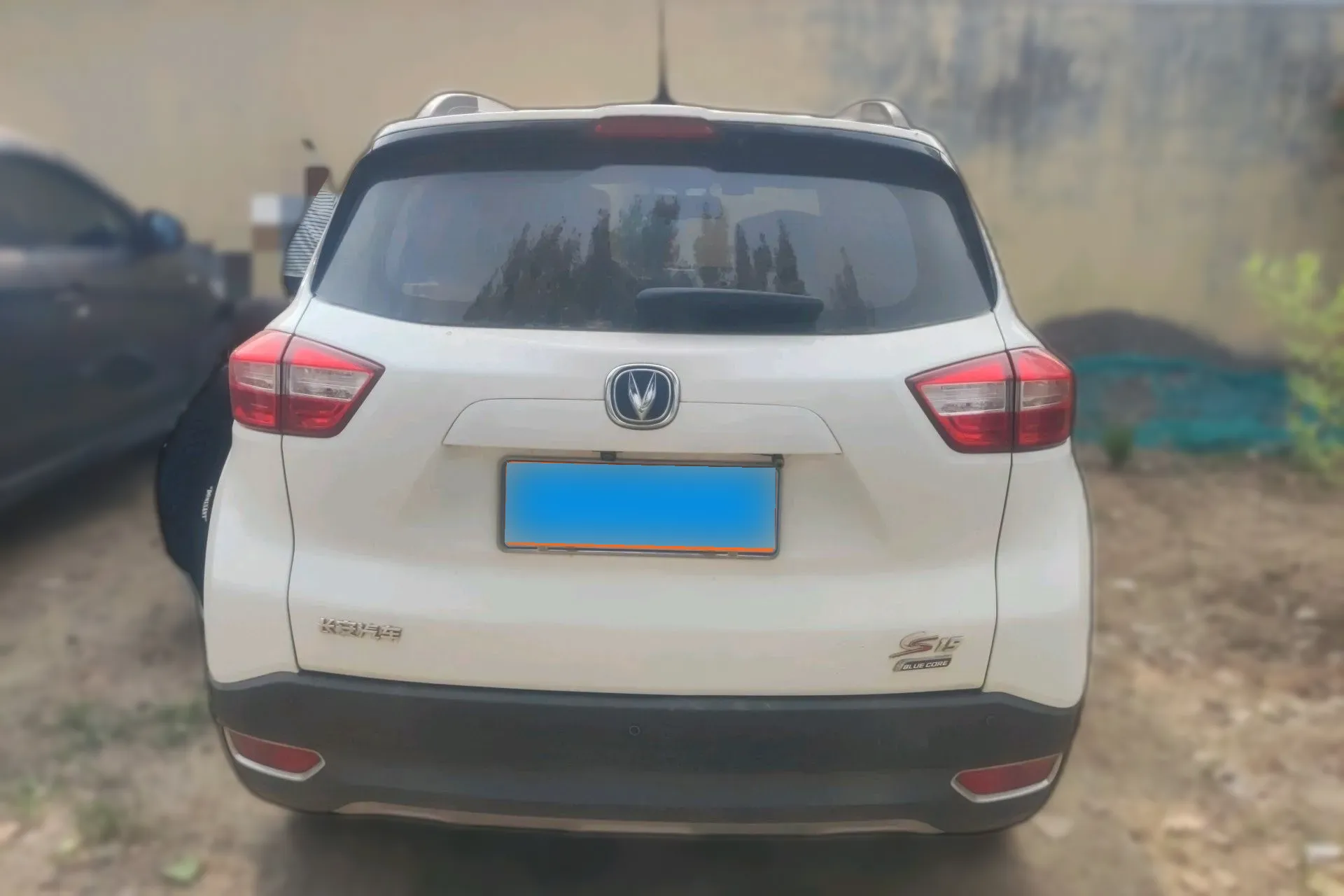 CHANGAN CS15 1.5L 107HP L4 5MT 2016