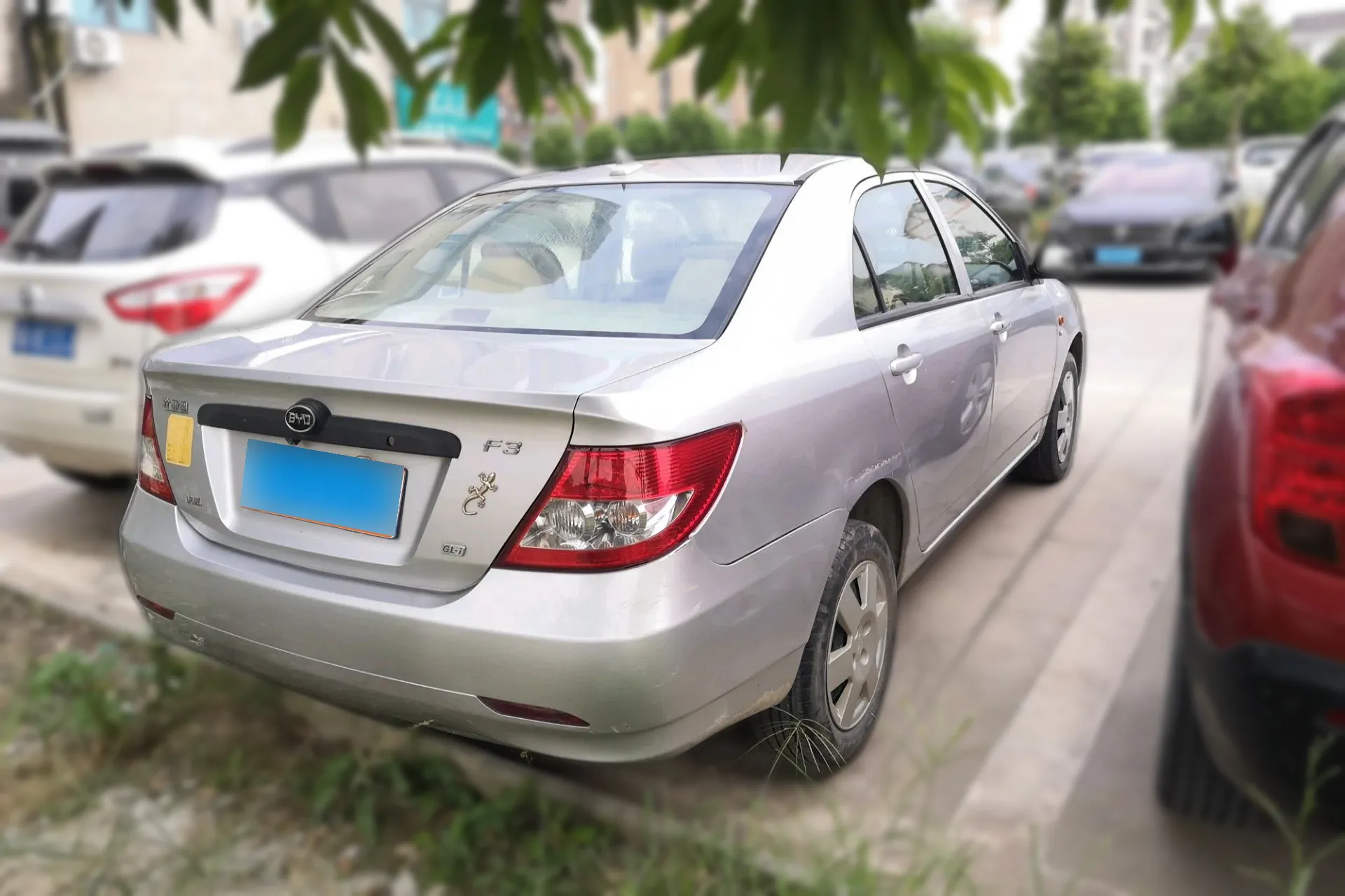 BYD F3 1.5L 109HP L4 5MT 2013