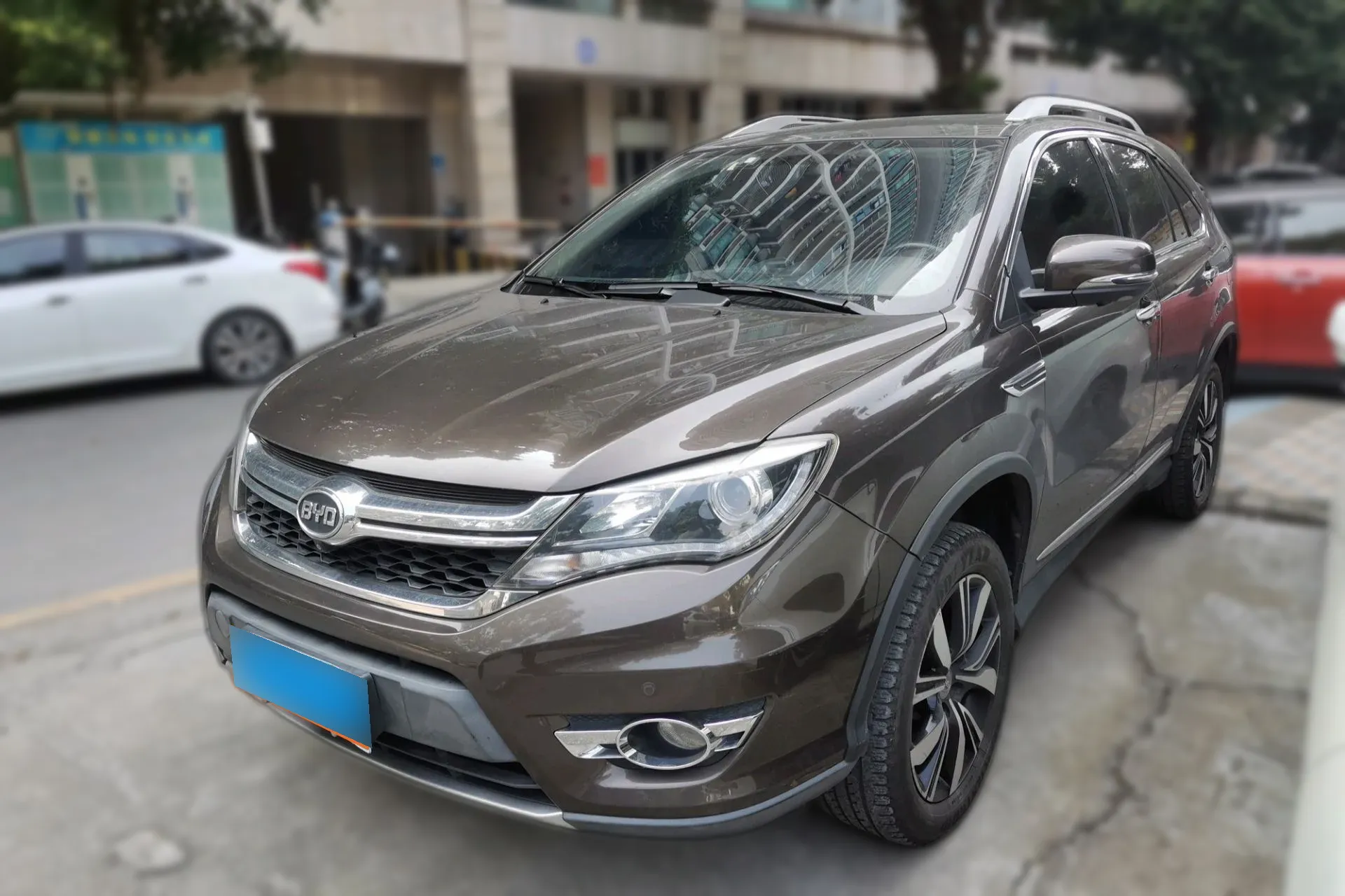 BYD S7 2.0T 205HP L4 6DCT 2017