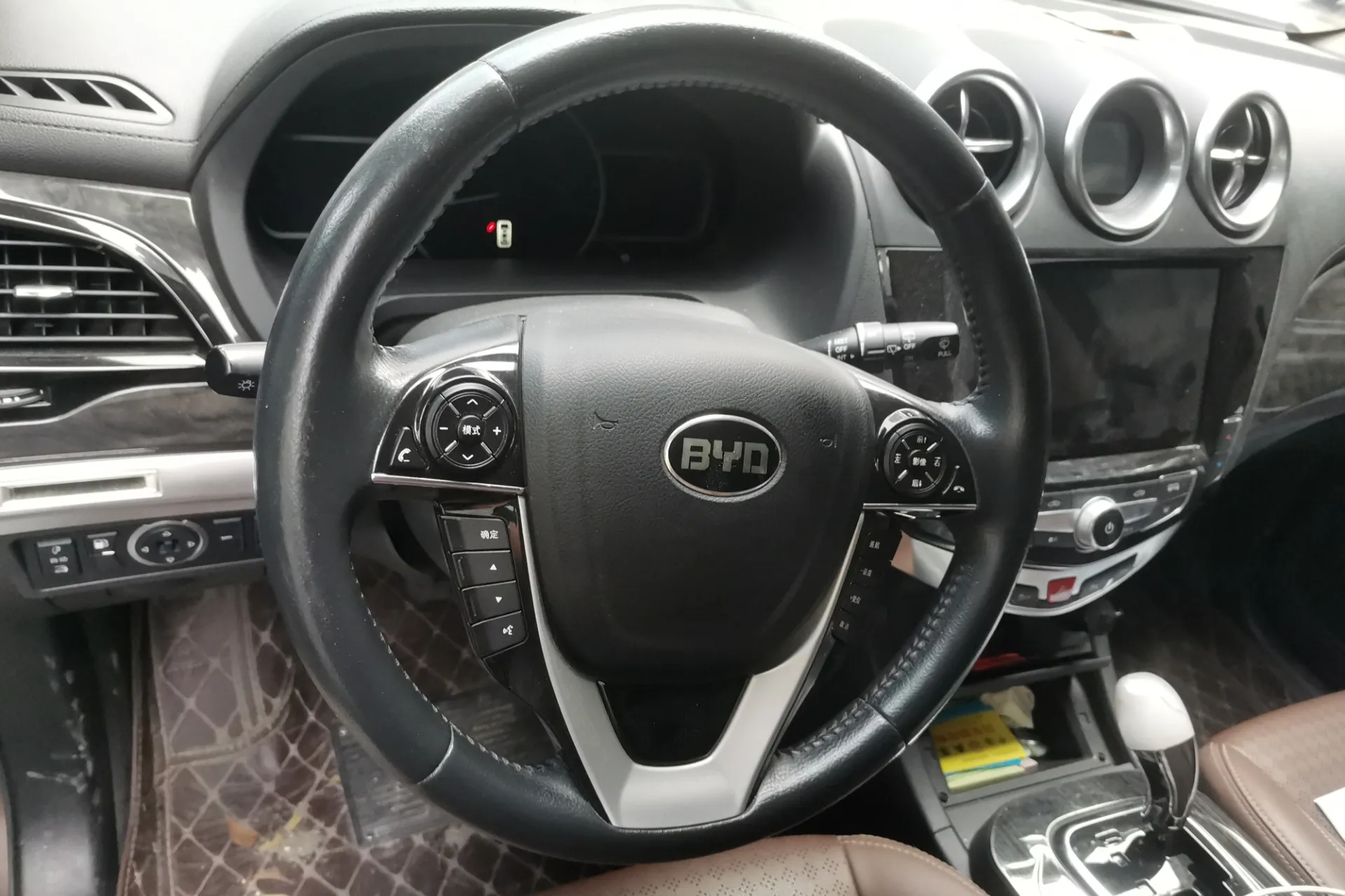 BYD S7 2.0T 205HP L4 6DCT 2017