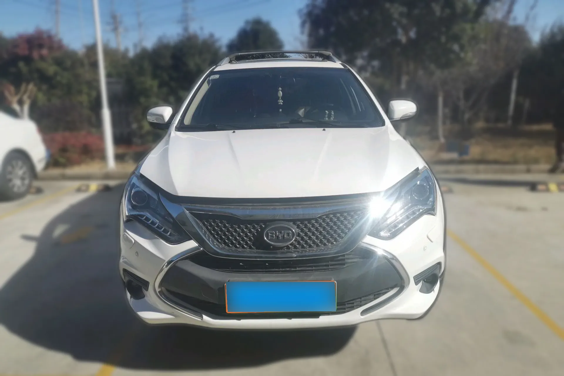 BYD TANG 2.0T 205HP L4 6DCT PHEV 2015