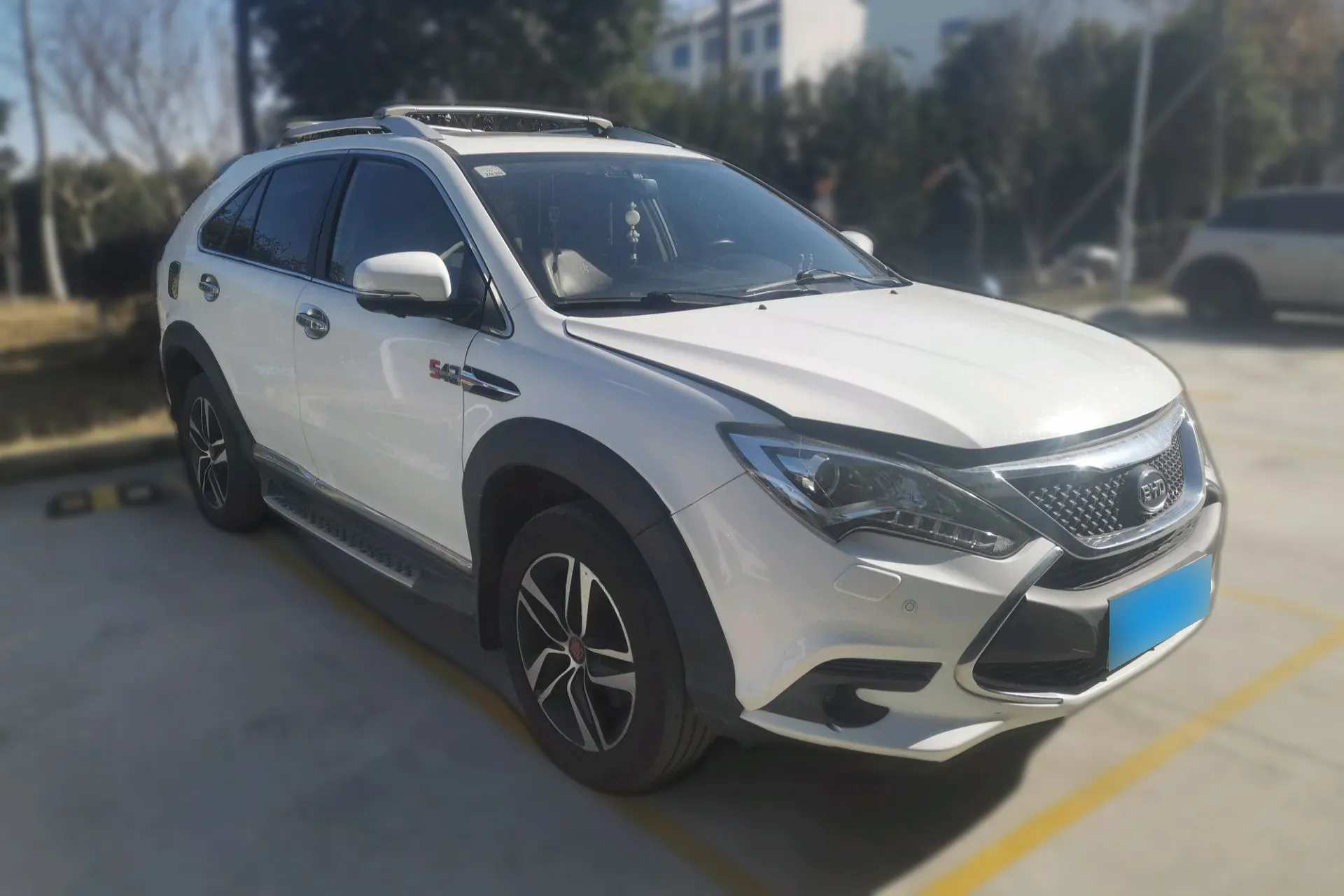 BYD TANG 2.0T 205HP L4 6DCT PHEV 2015