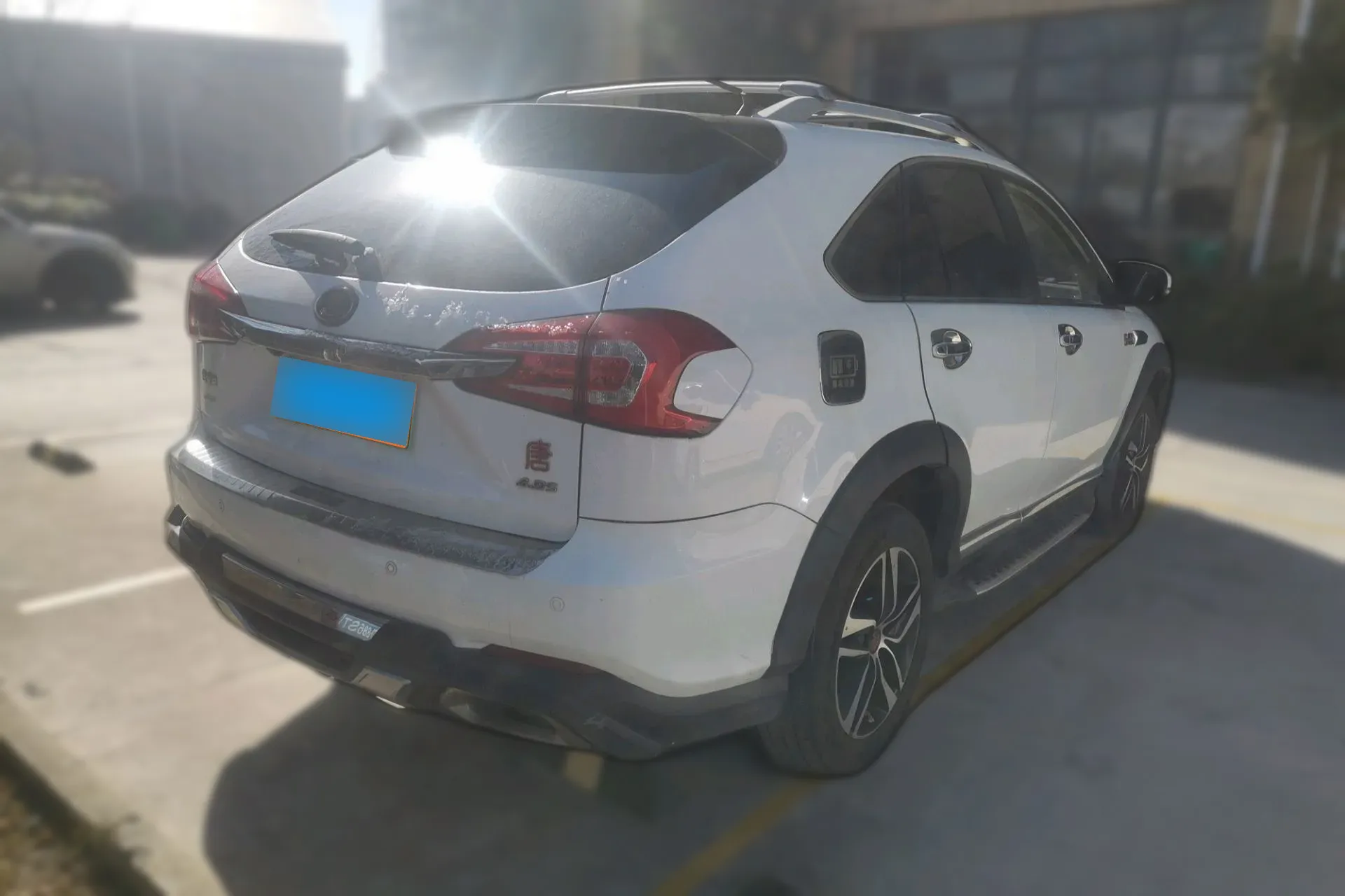 BYD TANG 2.0T 205HP L4 6DCT PHEV 2015