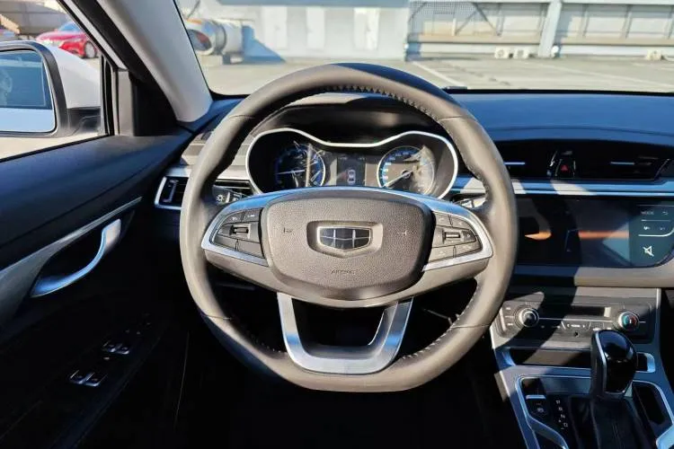 GEELY EMGRAND 1.5L 109HP L4 CVT 2019