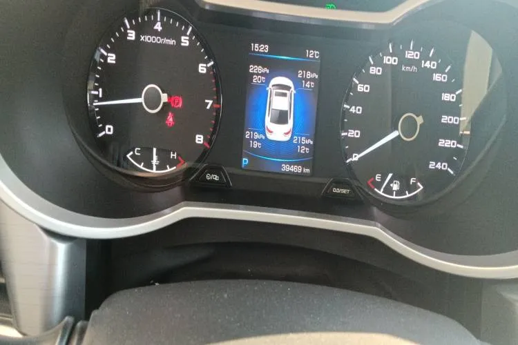 GEELY EMGRAND GL 1.4T 141HP L4 CVT 2019