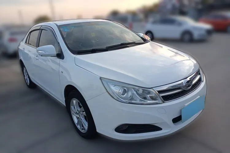 BYD SURUI 1.5L 109HP L4 5MT 2014