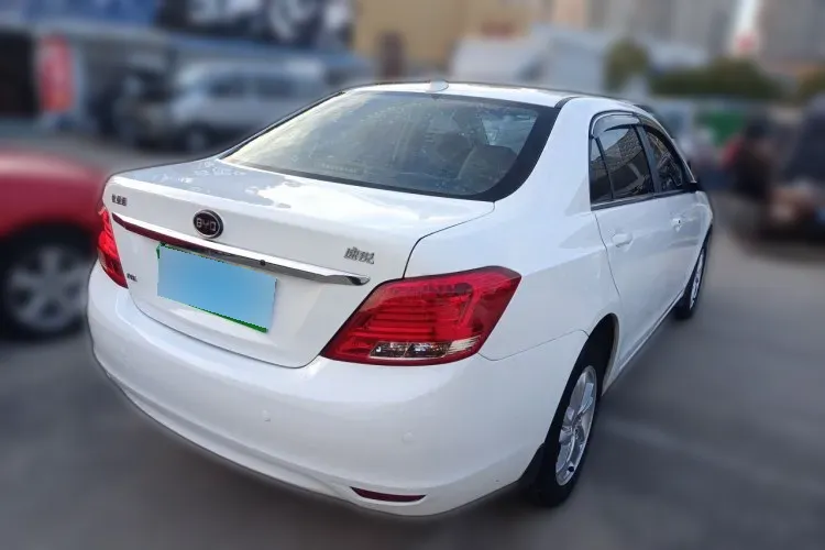 BYD SURUI 1.5L 109HP L4 5MT 2014