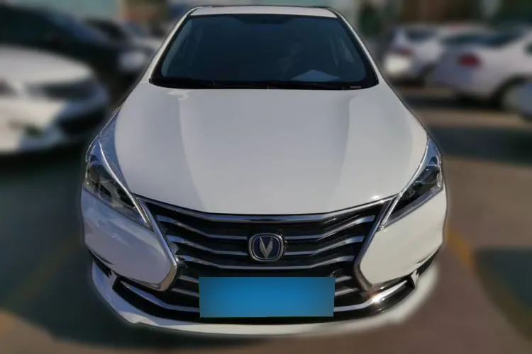 CHANGAN EADO DT 1.6L 125HP L4 5MT 2019