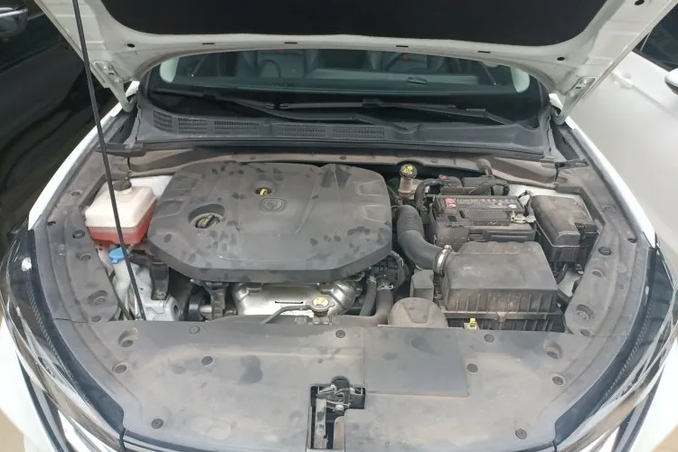 CHANGAN EADO 1.6L 128HP L4 6AT 2020